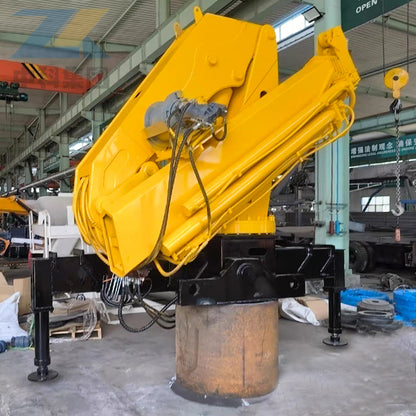 6.3-ton folding boom crane