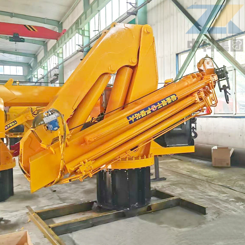 6.3-ton folding boom crane