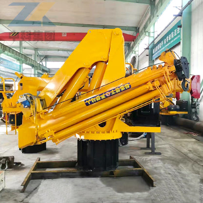 6.3-ton folding boom crane